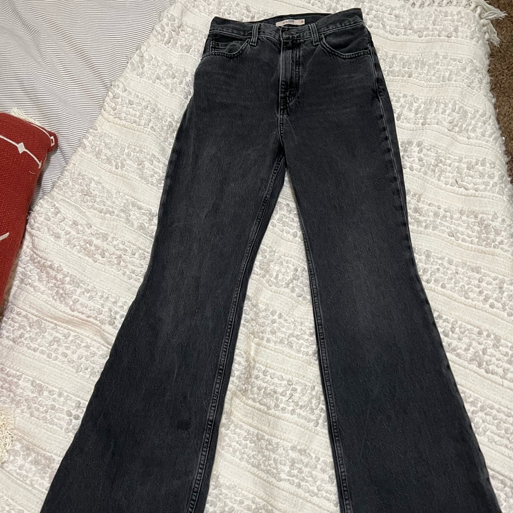 Levi 70s high rise flares